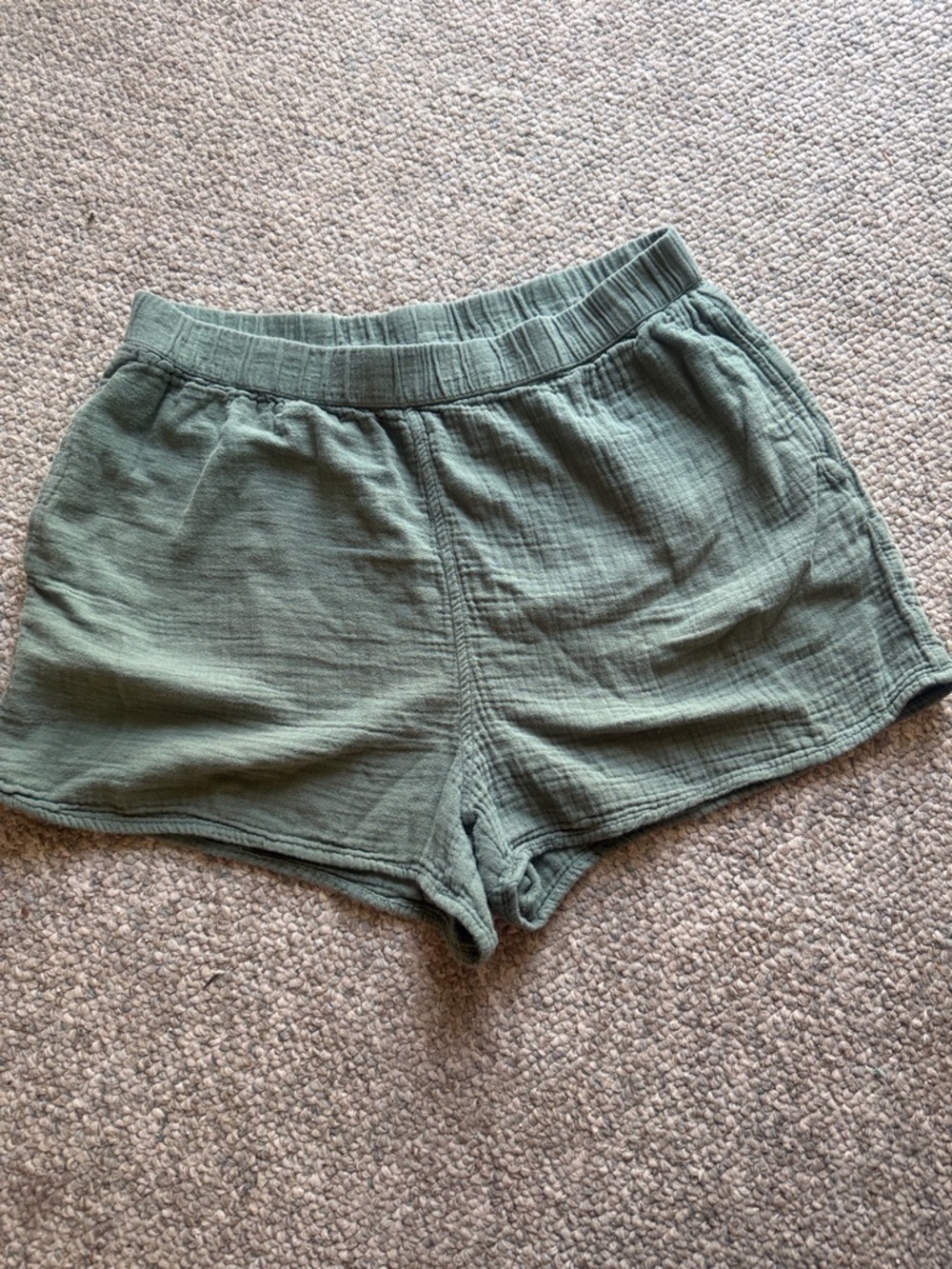 Universal Thread Olive Green Cotton-Blend Athletic Shorts